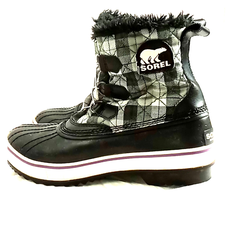 Sorel black white plaid ankle waterproof outdoor